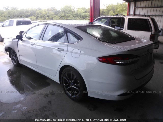 3FA6P0LU1JR102354 - 2018 FORD FUSION SE HYBRID WHITE photo 3