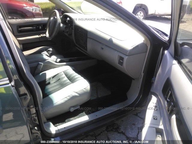 1G1BL52P1SR167420 - 1995 CHEVROLET CAPRICE / IMPALA CLASSIC/SS BLUE photo 5
