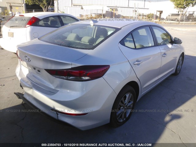 5NPD84LF2JH291025 - 2018 HYUNDAI ELANTRA SEL/VALUE/LIMITED SILVER photo 4