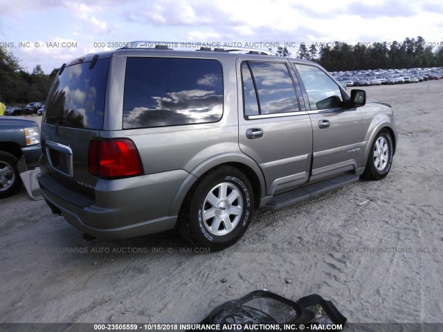 5LMFU28R74LJ08108 - 2004 LINCOLN NAVIGATOR Braun Foto 4