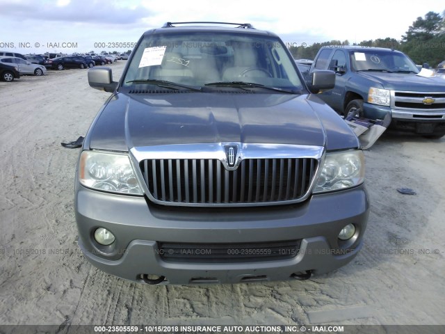 5LMFU28R74LJ08108 - 2004 LINCOLN NAVIGATOR Braun Foto 6