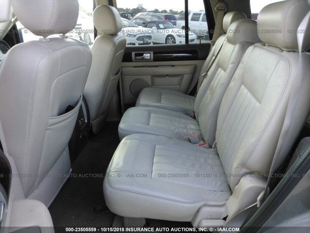 5LMFU28R74LJ08108 - 2004 LINCOLN NAVIGATOR Braun Foto 8