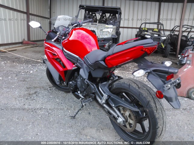 JKAEXEE18CDA03688 - 2012 KAWASAKI EX650 EC RED photo 3