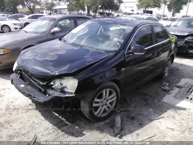 3VWEF71K97M060800 - 2007 VOLKSWAGEN JETTA WOLFSBURG 黑色 照片 2