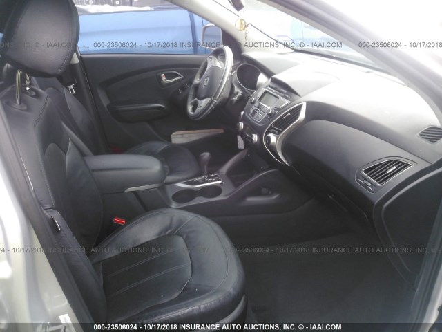 KM8JU3AC0DU683184 - 2013 HYUNDAI TUCSON GLS/LIMITED 银色 照片 5