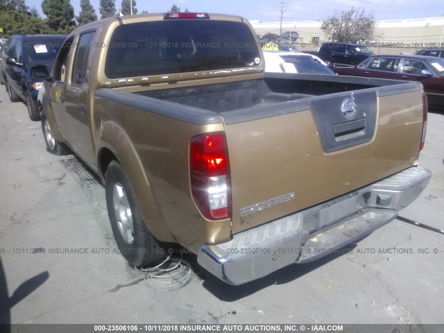 1N6AD07U65C443578 - 2005 NISSAN FRONTIER CREW CAB LE/SE/OFF ROAD GOLD photo 3