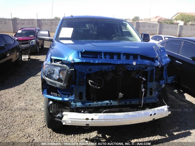 5TFUY5F16JX701478 - 2018 TOYOTA TUNDRA DOUBLE CAB SR/SR5 BLUE photo 6