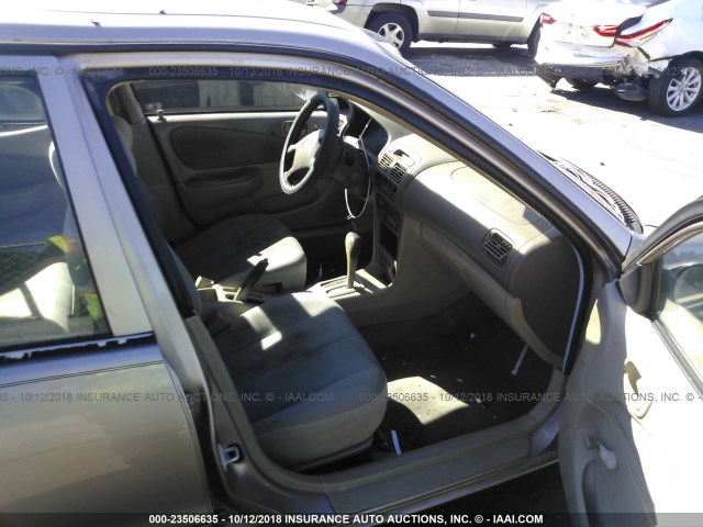 1NXBR12E5WZ116398 - 1998 TOYOTA COROLLA VE/CE/LE 金色 照片 5