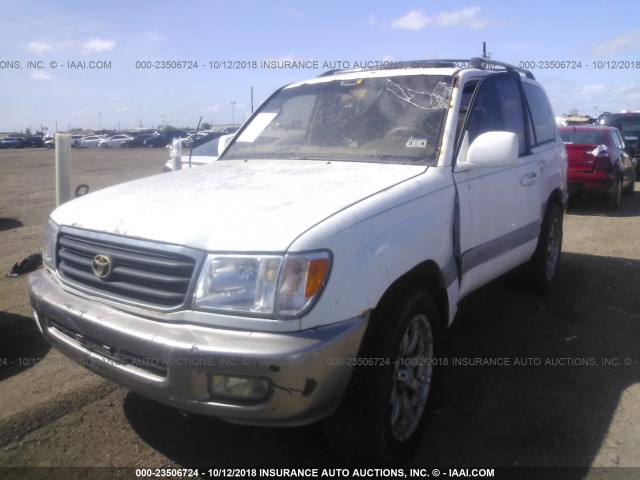 JT3HT05J6X0051366 - 1999 TOYOTA LAND CRUISER  WHITE photo 2