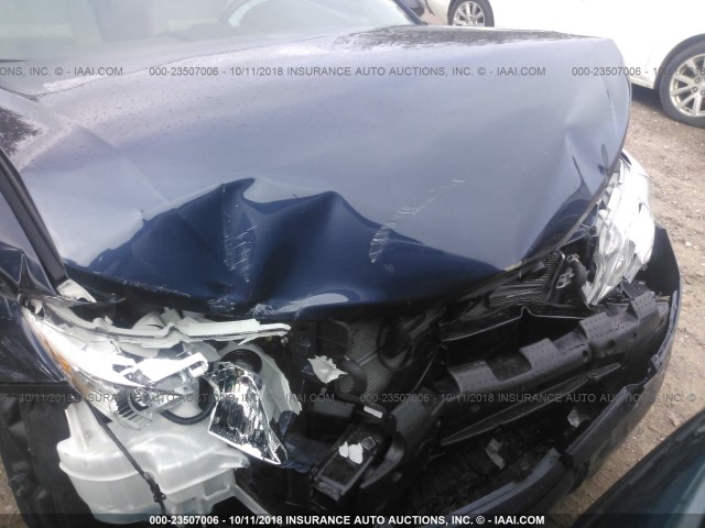 4T1BD1FK4EU132153 - 2014 TOYOTA CAMRY HYBRID/LE/XLE 蓝色 照片 6