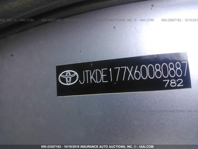 JTKDE177X60080887 - 2006 TOYOTA SCION TC 银色 照片 9