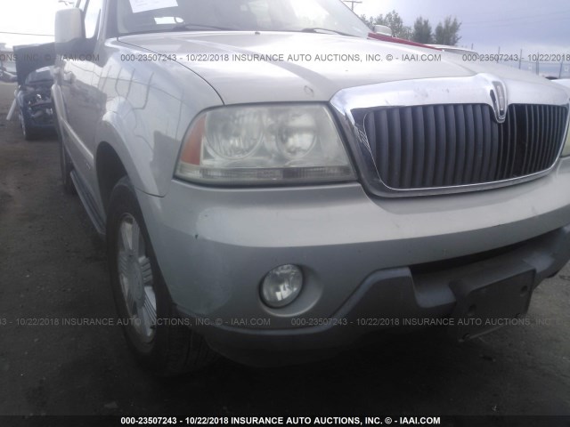 5LMEU78H83ZJ21901 - 2003 LINCOLN AVIATOR 棕色 照片 6