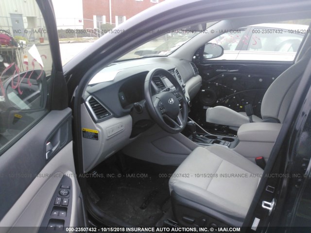 KM8J3CA21HU328525 - 2017 HYUNDAI TUCSON LIMITED/SPORT AND ECO/SE BLACK photo 5