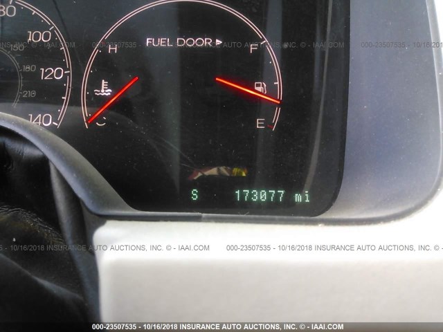 5LMEU68H94ZJ04262 - 2004 LINCOLN AVIATOR 银色 照片 7