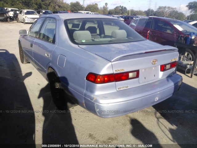 4T1BG22K2VU159791 - 1997 TOYOTA CAMRY CE/LE/XLE 灰色 照片 3