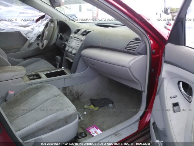 4T1BE46K67U136058 - 2007 TOYOTA CAMRY NEW GENERAT CE/LE/XLE/SE RED photo 5