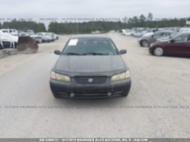JT2BF22KXX0194699 - 1999 TOYOTA CAMRY LE/XLE BLACK photo 6