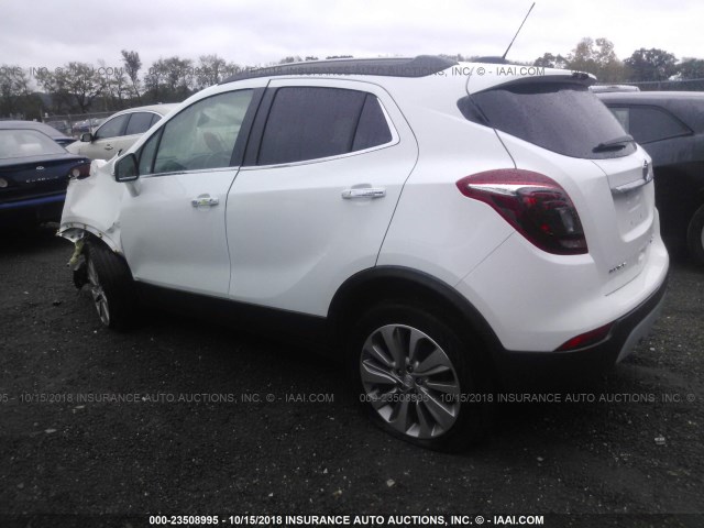 KL4CJASBXHB122387 - 2017 BUICK ENCORE PREFERRED WHITE photo 3