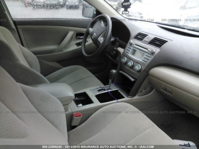 4T1BE46K39U887900 - 2009 TOYOTA CAMRY SE/LE/XLE ლურჯი ფოტო 5