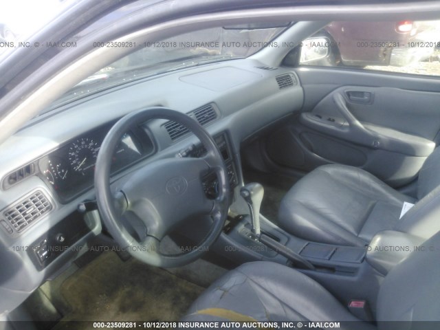 4T1BF22K4VU904723 - 1997 TOYOTA CAMRY CE/LE/XLE 黑色 照片 5