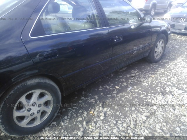 4T1BF22K4VU904723 - 1997 TOYOTA CAMRY CE/LE/XLE 黑色 照片 6