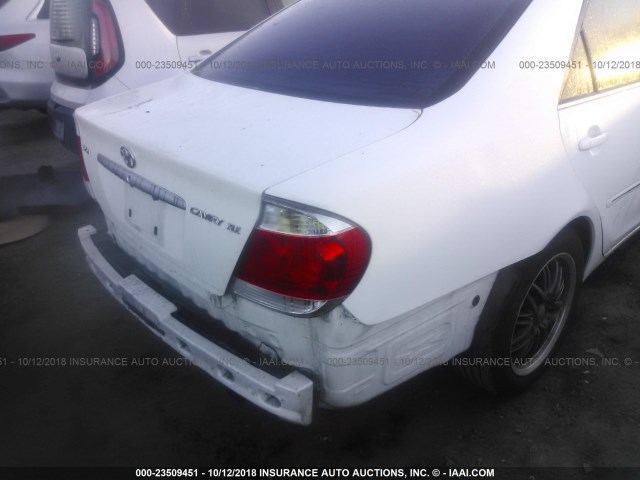 JTDBE30K453018696 - 2005 TOYOTA CAMRY LE/XLE/SE 白色 照片 6