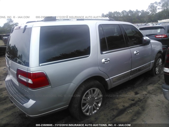 5LMJJ2H53BEJ09404 - 2011 LINCOLN NAVIGATOR 银色 照片 4