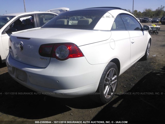 WVWFA71F78V049004 - 2008 VOLKSWAGEN EOS LUX 白色 照片 4