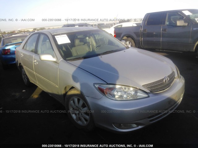 4T1BE30K33U720463 - 2003 TOYOTA CAMRY LE/XLE/SE 银色 照片 1