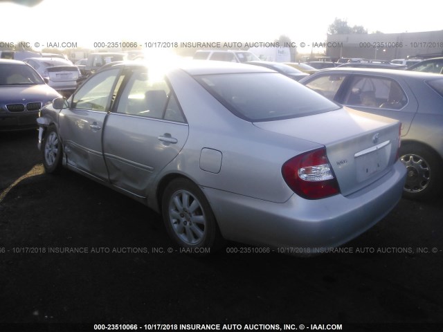 4T1BE30K33U720463 - 2003 TOYOTA CAMRY LE/XLE/SE 银色 照片 3
