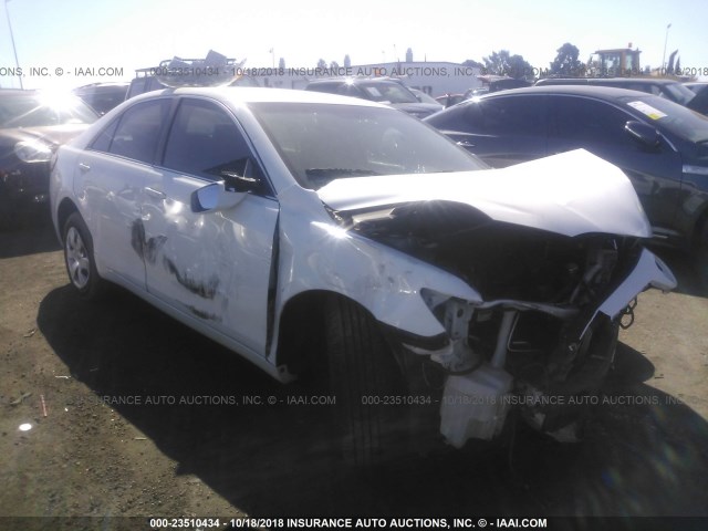 4T1BE46K98U750779 - 2008 TOYOTA CAMRY CE/LE/XLE/SE WHITE photo 1