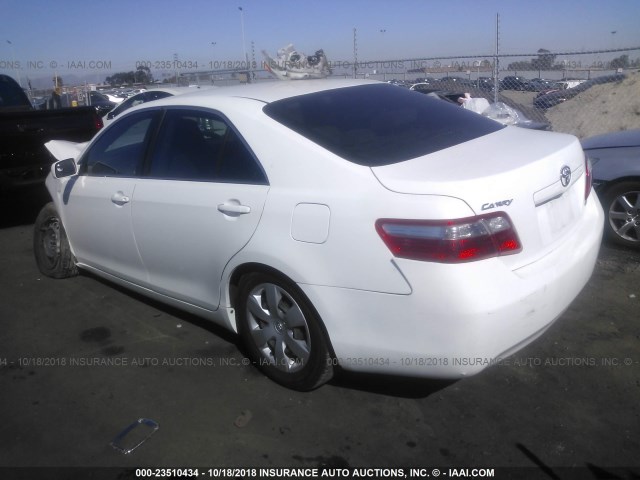 4T1BE46K98U750779 - 2008 TOYOTA CAMRY CE/LE/XLE/SE WHITE photo 3