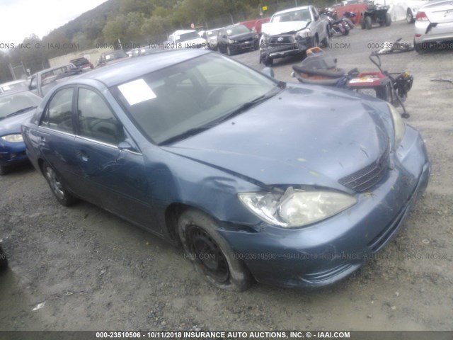 4T1BE32K92U567843 - 2002 TOYOTA CAMRY LE/XLE/SE BLUE photo 1