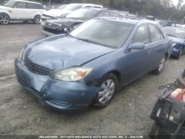 4T1BE32K92U567843 - 2002 TOYOTA CAMRY LE/XLE/SE BLUE photo 2
