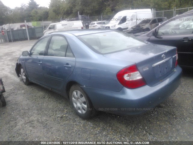 4T1BE32K92U567843 - 2002 TOYOTA CAMRY LE/XLE/SE BLUE photo 3