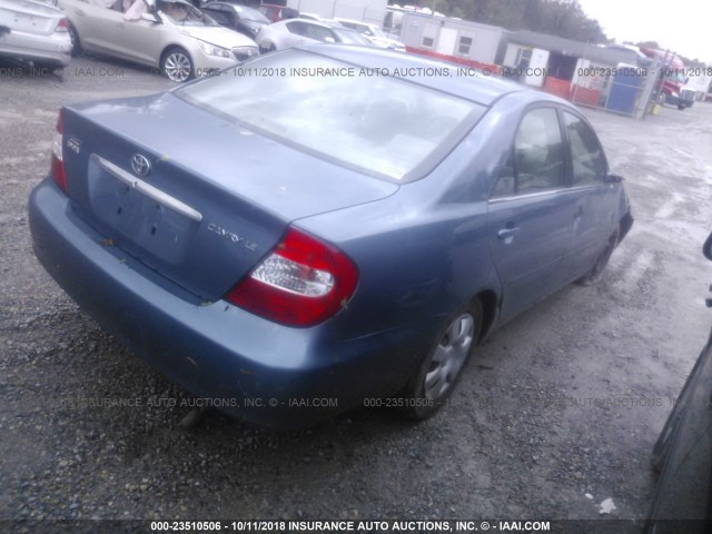 4T1BE32K92U567843 - 2002 TOYOTA CAMRY LE/XLE/SE BLUE photo 4