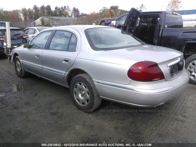 1LNHM97V32Y694146 - 2002 LINCOLN CONTINENTAL  Silber Foto 3
