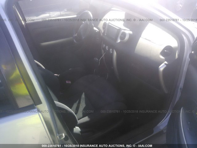 JTKKT624X40043469 - 2004 TOYOTA SCION XA ვერცხლისფერი ფოტო 5