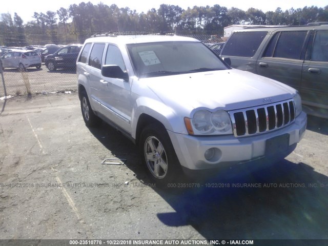 1J8HR58236C295252 - 2006 JEEP GRAND CHEROKEE LIMITED SILVER photo 1