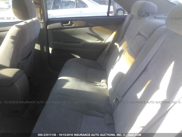 4T1BF32K84U070086 - 2004 TOYOTA CAMRY LE/XLE/SE WHITE photo 8