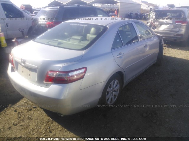 4T1BK46K77U053179 - 2007 TOYOTA CAMRY NEW GENERAT LE/XLE/SE SILVER photo 4