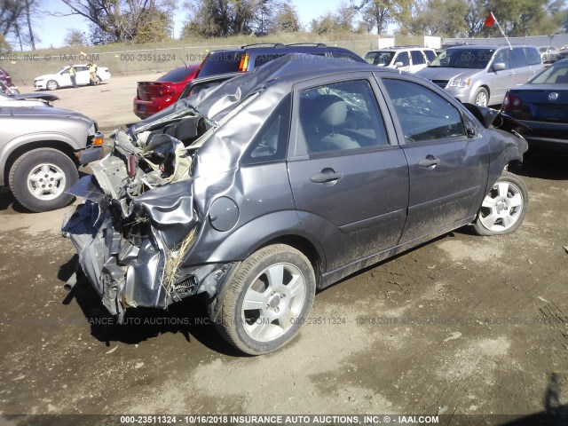 1FAHP34N67W143389 - 2007 FORD FOCUS ZX4/S/SE/SES ვერცხლისფერი ფოტო 4