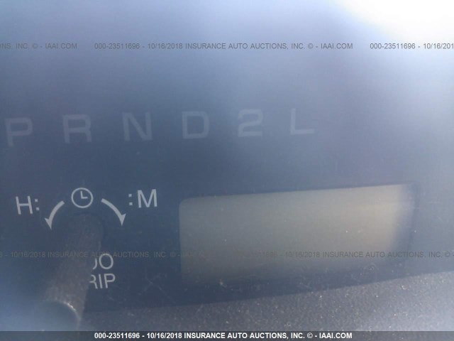 JTLKT324050217254 - 2005 TOYOTA SCION XB Сұр фото 7