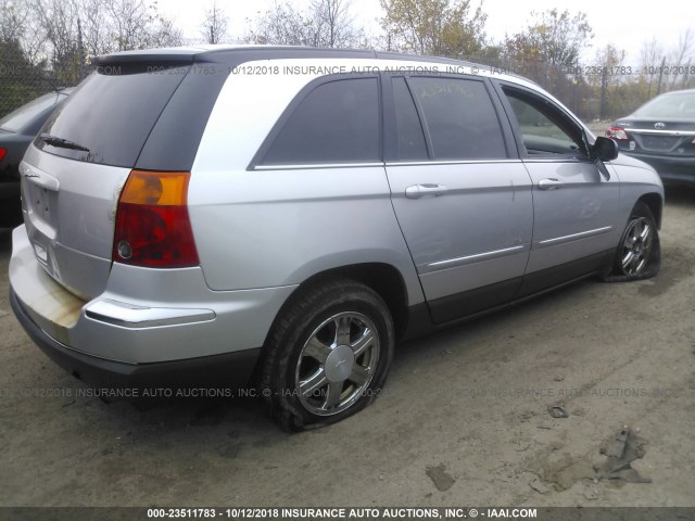 2C8GM68404R637834 - 2004 CHRYSLER PACIFICA SILVER photo 4