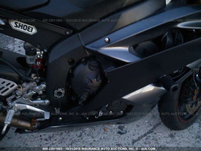 JYARJ12E27A020575 - 2007 YAMAHA YZFR6 L GRAY photo 8