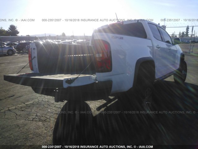 1GCGTEEN6J1145157 - 2018 CHEVROLET COLORADO ZR2 WHITE photo 4