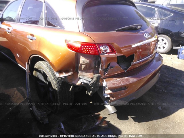 JNRBS08W03X001687 - 2003 INFINITI FX45 BROWN photo 6