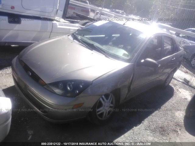 1FAFP34P83W235476 - 2003 FORD FOCUS SE/SE COMFORT/SE SPORT GOLD photo 2