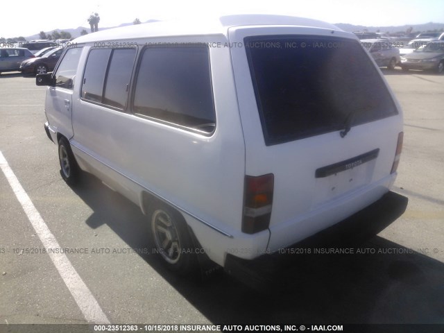 JT4YR27V9F0013117 - 1985 TOYOTA VAN WAGON CARGO WHITE photo 3