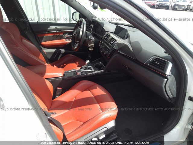 WBS8M9C50G5D31706 - 2016 BMW M3 თეთრი ფოტო 5